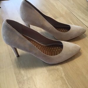 Heels 4 inch, Suede, Light Tan. 10, Dolce Vita